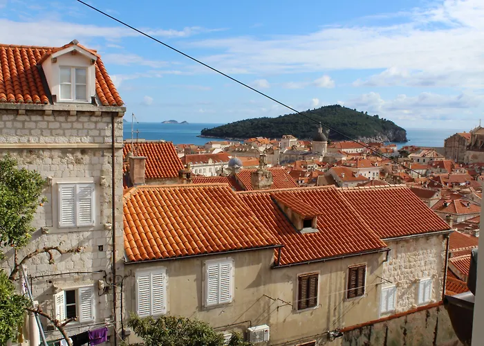 Angelina Old TownHostel